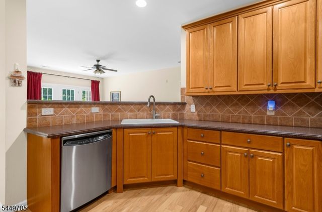 1215 Berry Farm Rd, Readington Twp., NJ 08889
