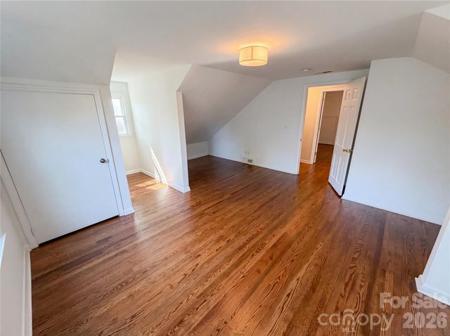 4467 Woodlark Lane, Charlotte, NC 28211