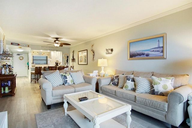 10310 S Ocean Drive 405, Jensen Beach, FL 34957