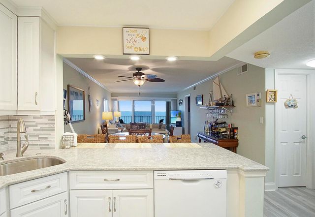 10310 S Ocean Drive 405, Jensen Beach, FL 34957