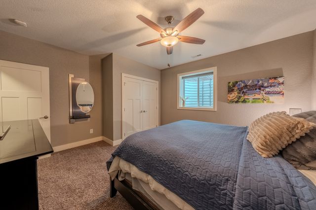 2848 Prairie Rose Drive, Norwalk, IA 50211