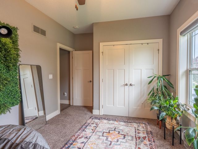 2848 Prairie Rose Drive, Norwalk, IA 50211