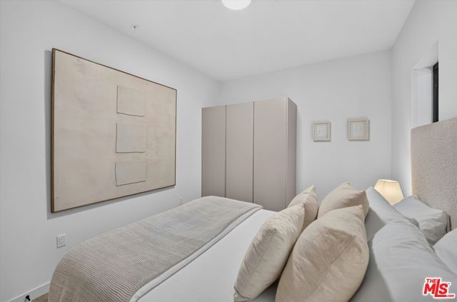 904 S New Hmapshire Avenue 403, Los Angeles, CA 90006