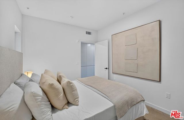 904 S New Hmapshire Avenue 403, Los Angeles, CA 90006