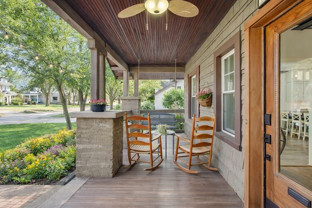 5120 Grand Avenue, Downers Grove, IL 60515