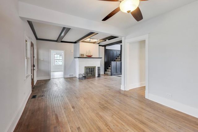 5120 Grand Avenue, Downers Grove, IL 60515