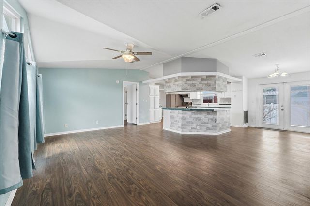338 1ST AVENUE N, Lake Wales, FL 33859