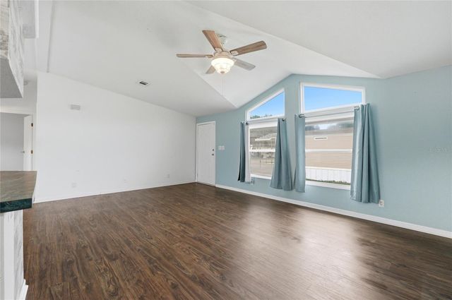 338 1ST AVENUE N, Lake Wales, FL 33859