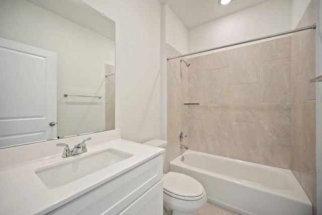 6401 Marsh LN, Buda, TX 78610