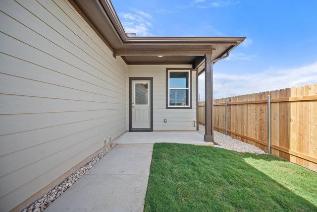 6401 Marsh LN, Buda, TX 78610