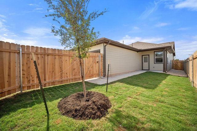 6401 Marsh LN, Buda, TX 78610