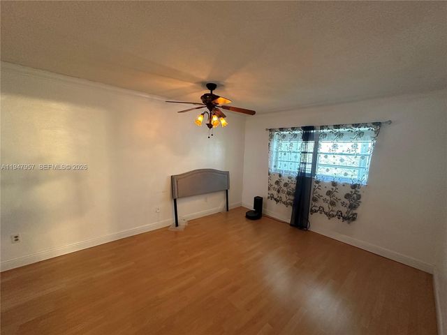 2825 NE 201st Terrace M216, Aventura, FL 33180