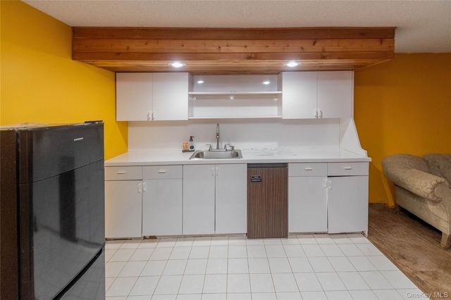 1 Far Horizons Drive, Newburgh, NY 12550