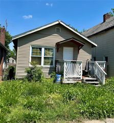 5917 Harney Avenue, St Louis, MO 63136