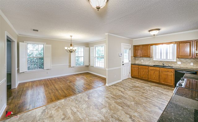 416 Albany Avenue, Shreveport, LA 71105