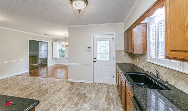 416 Albany Avenue, Shreveport, LA 71105