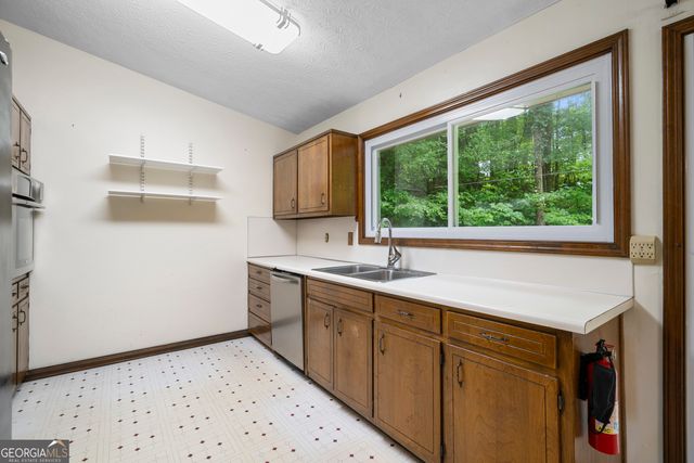 3260 Creek Hollow Drive, Marietta, GA 30062