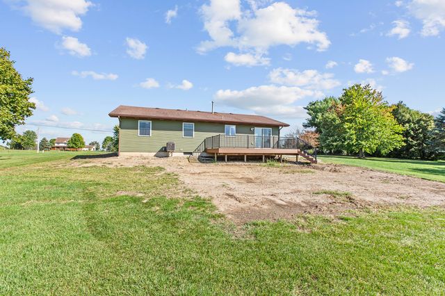 176 S 200 W, Valparaiso, IN 46385