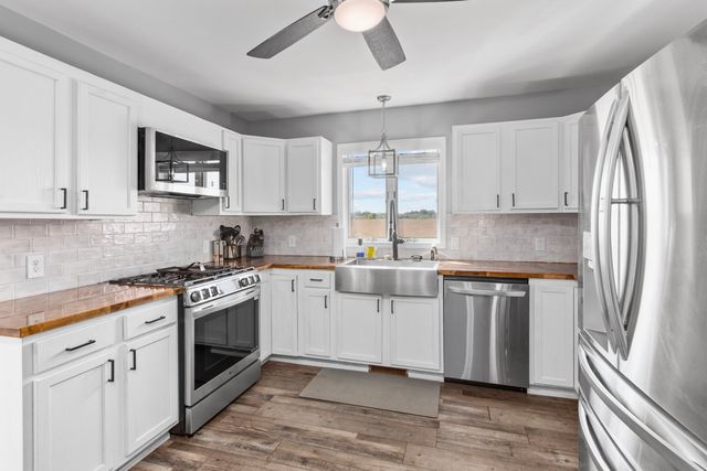 176 S 200 W, Valparaiso, IN 46385