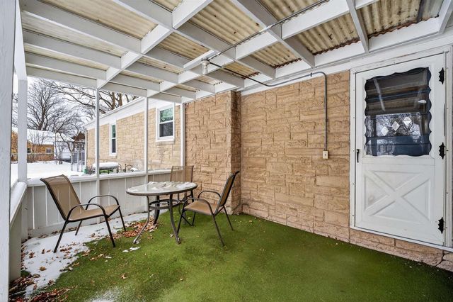 1120 S 6TH STREET, De Pere, WI 54115