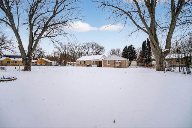 1120 S 6TH STREET, De Pere, WI 54115