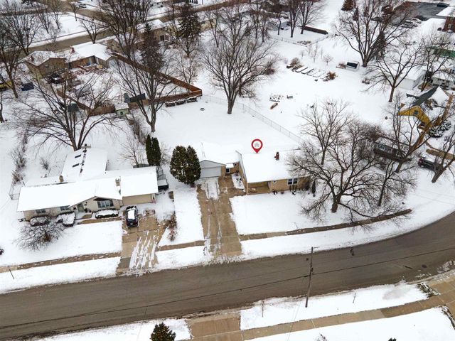 1120 S 6TH STREET, De Pere, WI 54115