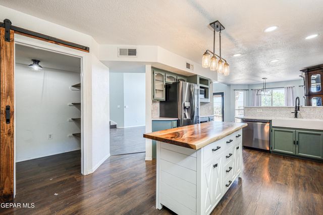 6821 PEARL RIDGE Drive, El Paso, TX 79912