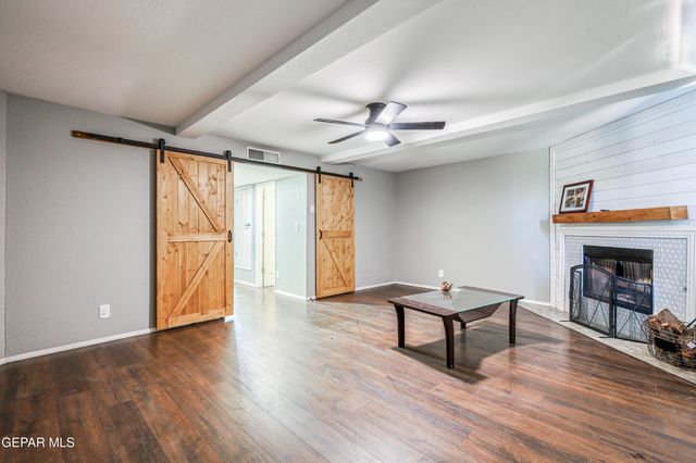 6821 PEARL RIDGE Drive, El Paso, TX 79912