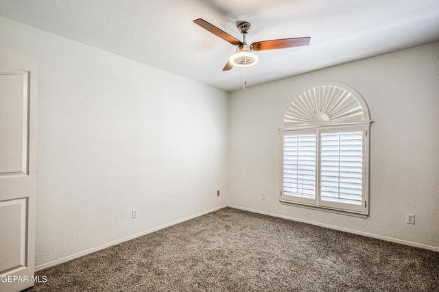 6821 PEARL RIDGE Drive, El Paso, TX 79912