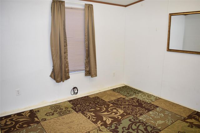 129 Suzanne DR, Bastrop, TX 78602