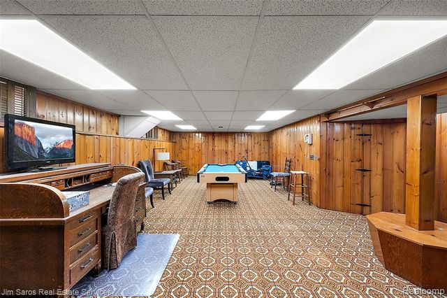 22510 Ardmore Park Drive, Saint Clair Shores, MI 48081