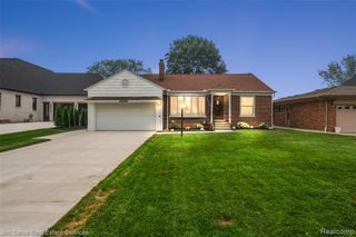 22510 Ardmore Park Drive, Saint Clair Shores, MI 48081