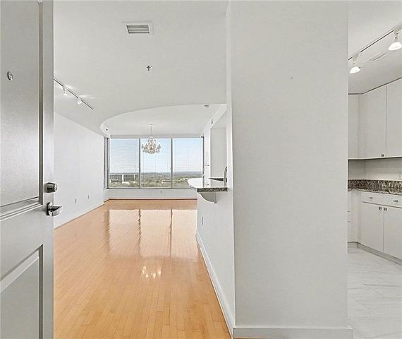 3338 Peachtree Road, Atlanta, GA 30326