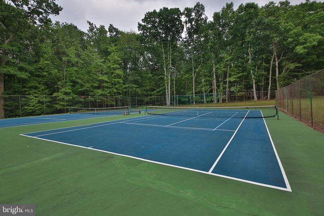 11 BLUE BERRY LN, Nesquehoning, PA 18240