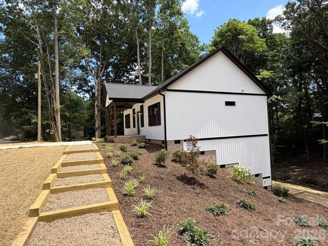 310 Willow Street, Stanley, NC 28164