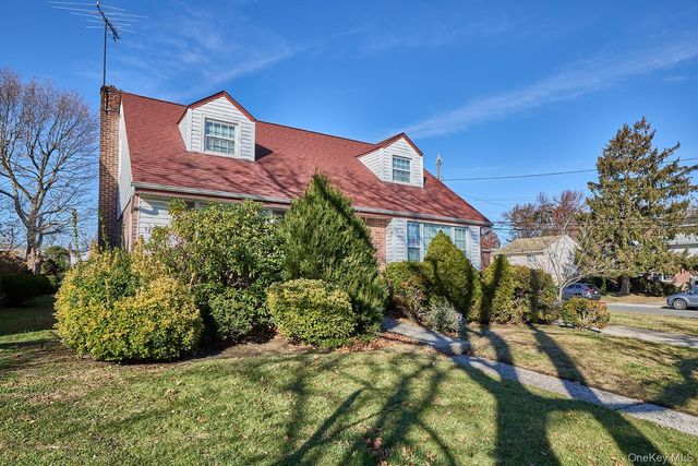 1068 Ashley Drive, Valley Stream, NY 11580