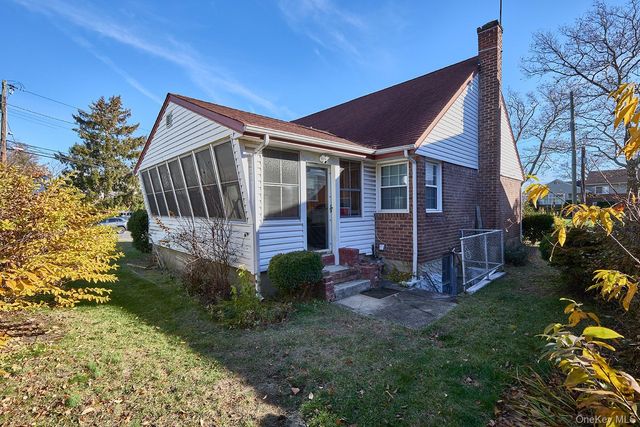 1068 Ashley Drive, Valley Stream, NY 11580