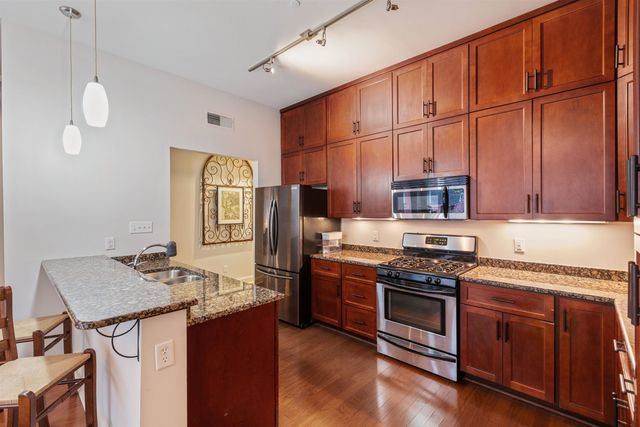 465 S Main St Apt 303, Memphis, TN 38103