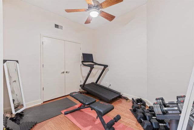 465 S Main St Apt 303, Memphis, TN 38103