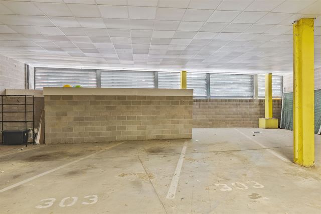 465 S Main St Apt 303, Memphis, TN 38103