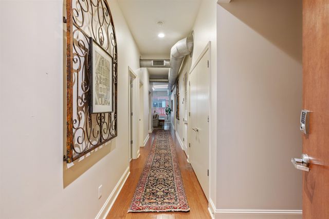 465 S Main St Apt 303, Memphis, TN 38103