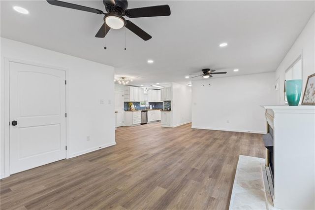 6701 Lott Road, Semmes, AL 36575