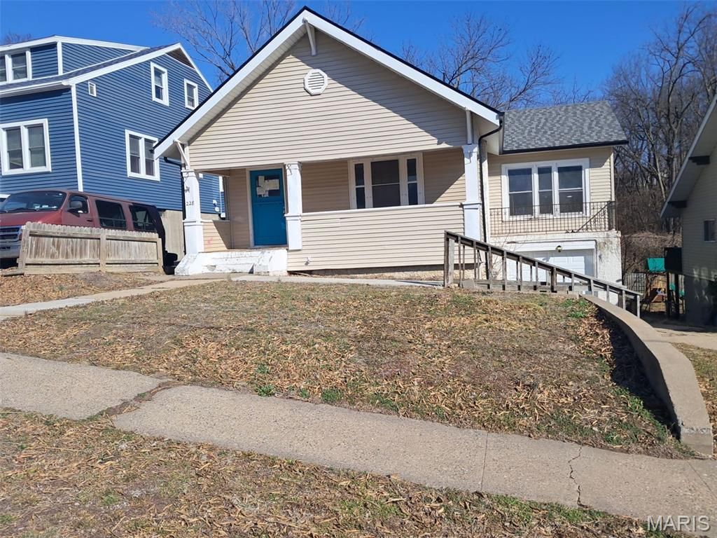 228 Virginia Street, Hannibal, MO 63401