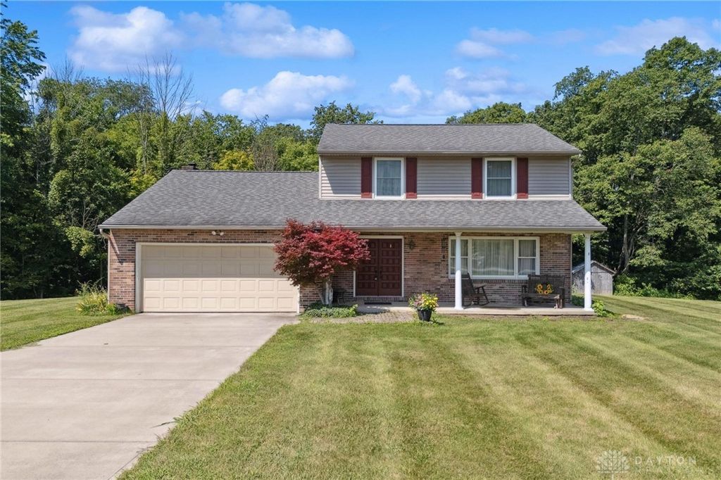 807 Linkhart, Wilmington, OH 45177