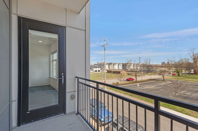 1125 10th Ave N Apt 205, Nashville, TN 37208