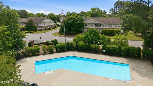 2207 Locksley Woods Drive G, Greenville, NC 27858