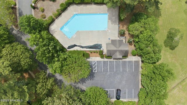 2207 Locksley Woods Drive G, Greenville, NC 27858