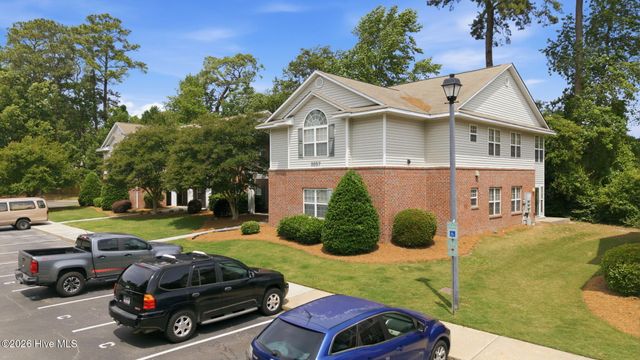 2207 Locksley Woods Drive G, Greenville, NC 27858