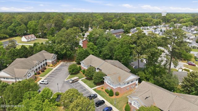 2207 Locksley Woods Drive G, Greenville, NC 27858