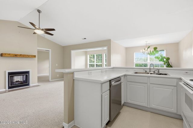 2207 Locksley Woods Drive G, Greenville, NC 27858